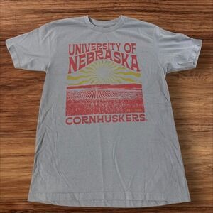 University of Nebraska Cornhuskers T-Shirt Mens Gray‎ Graphic Tee